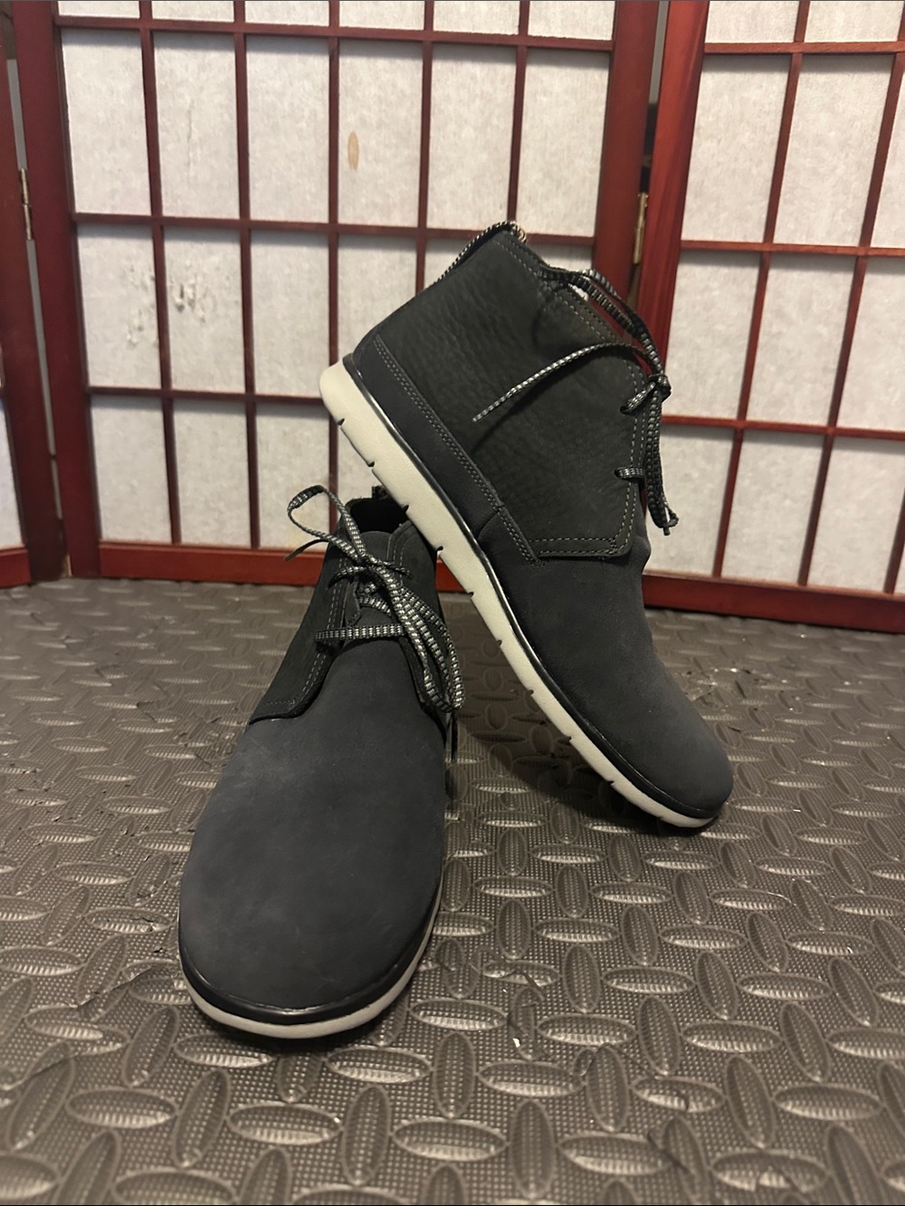 UGG Men's Chukka Boots in Black with White Sole